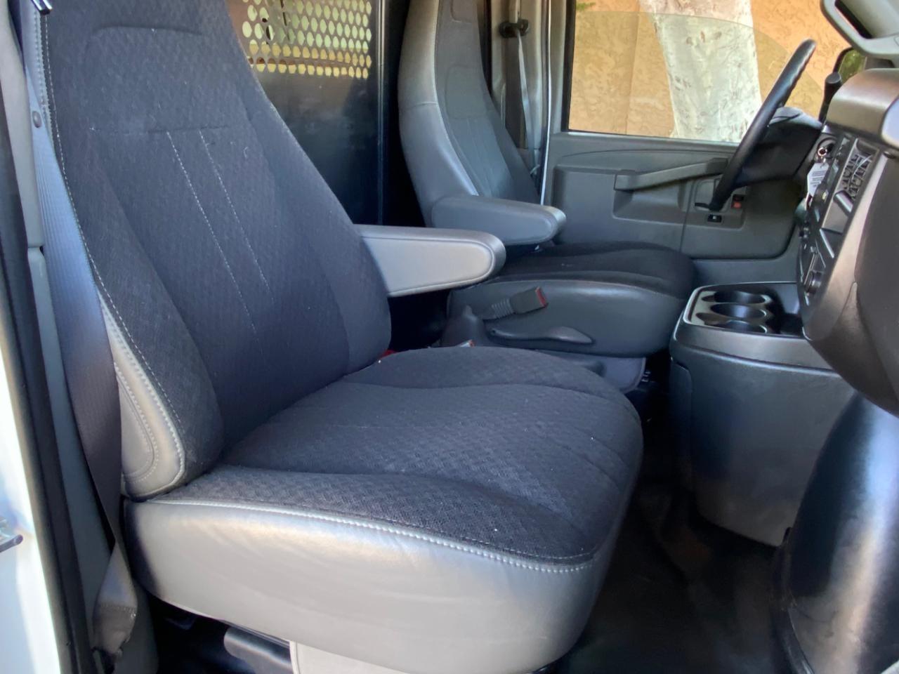 Chevrolet Express 2500 Cargo 2025