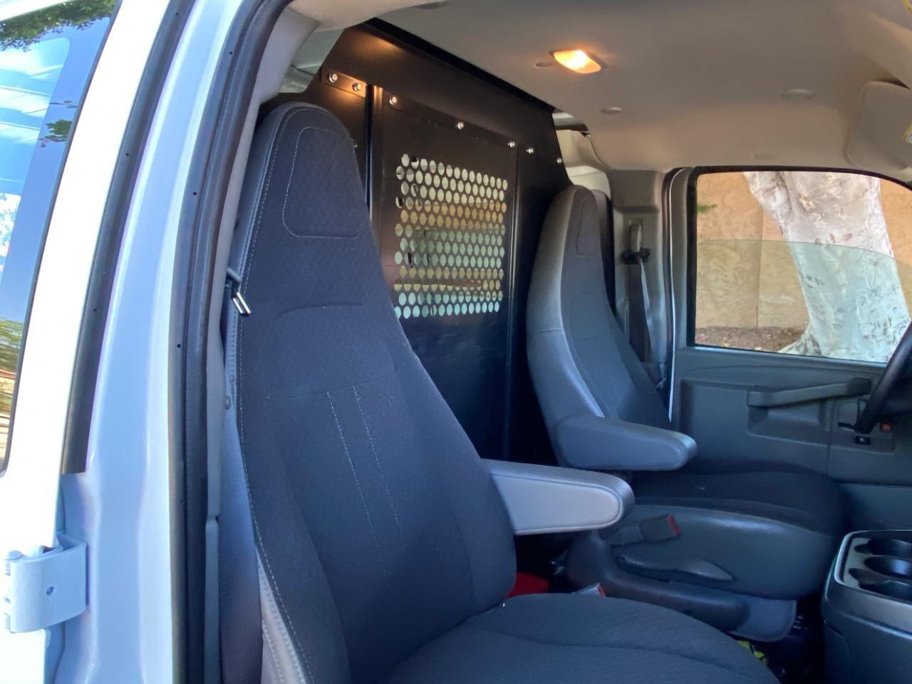 Chevrolet Express 2500 Cargo 2025