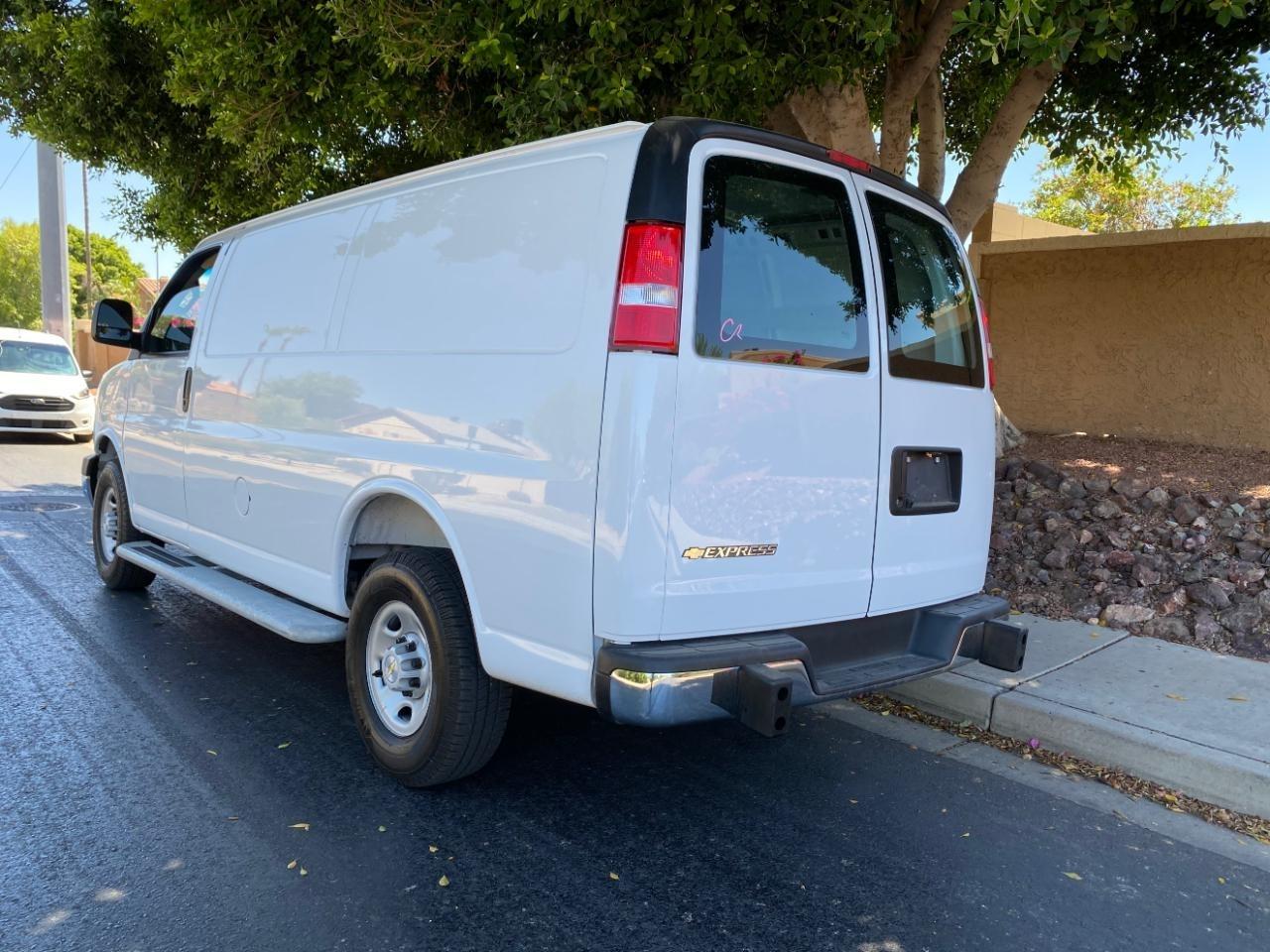 Chevrolet Express 2500 Cargo 2025