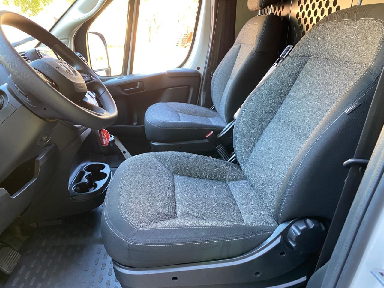 RAM Promaster 2500 Low Roof 2025