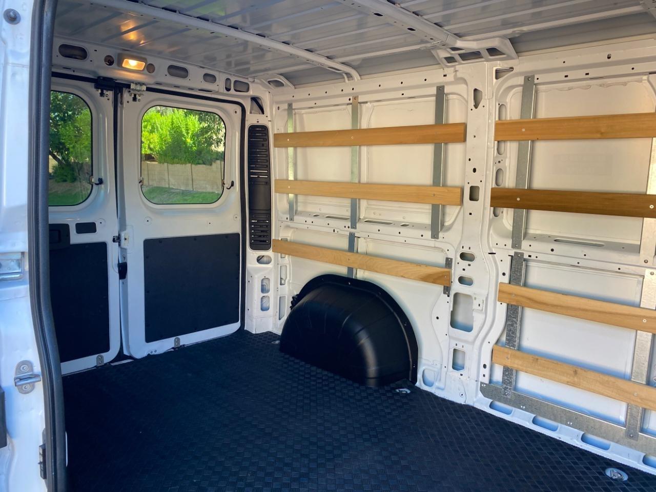 RAM Promaster 2500 Low Roof 2025