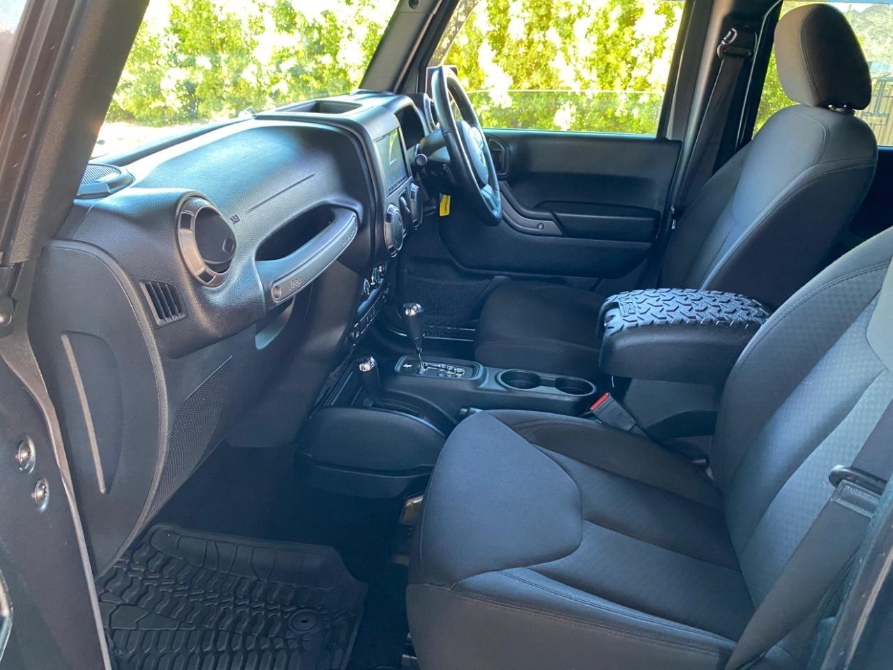 Jeep Wrangler JK Unlimited Sport 4WD RHD 2018