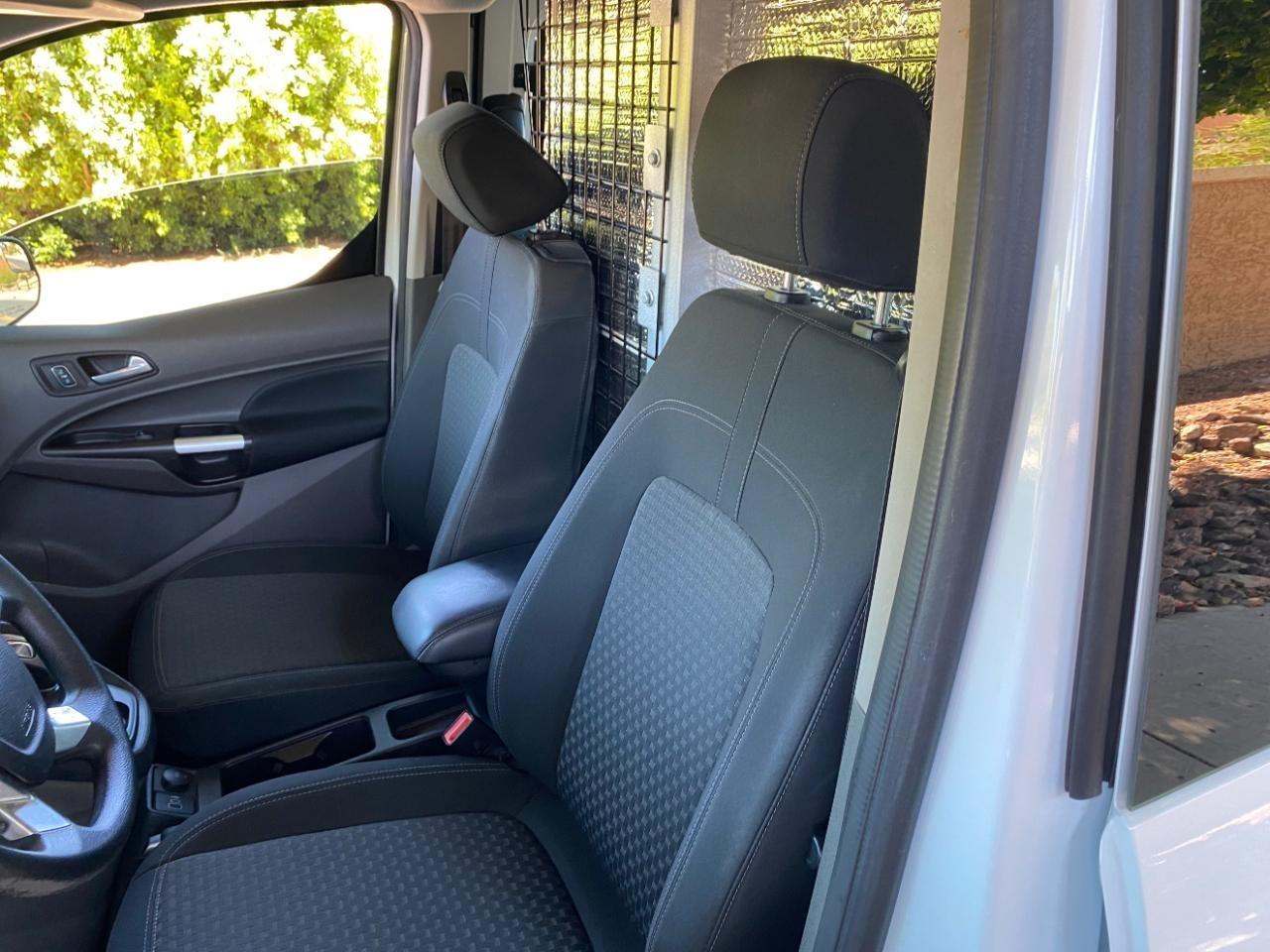 Ford Transit Connect Cargo Van XLT LWB 2022