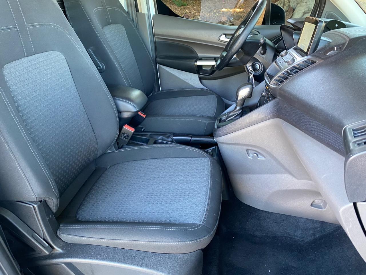 Ford Transit Connect Cargo Van XLT LWB 2022
