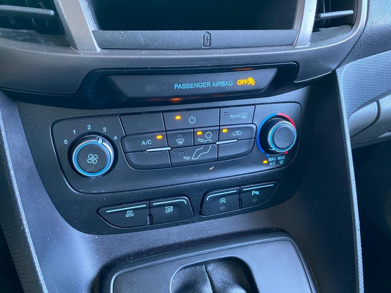 Ford Transit Connect Cargo Van XLT LWB 2022