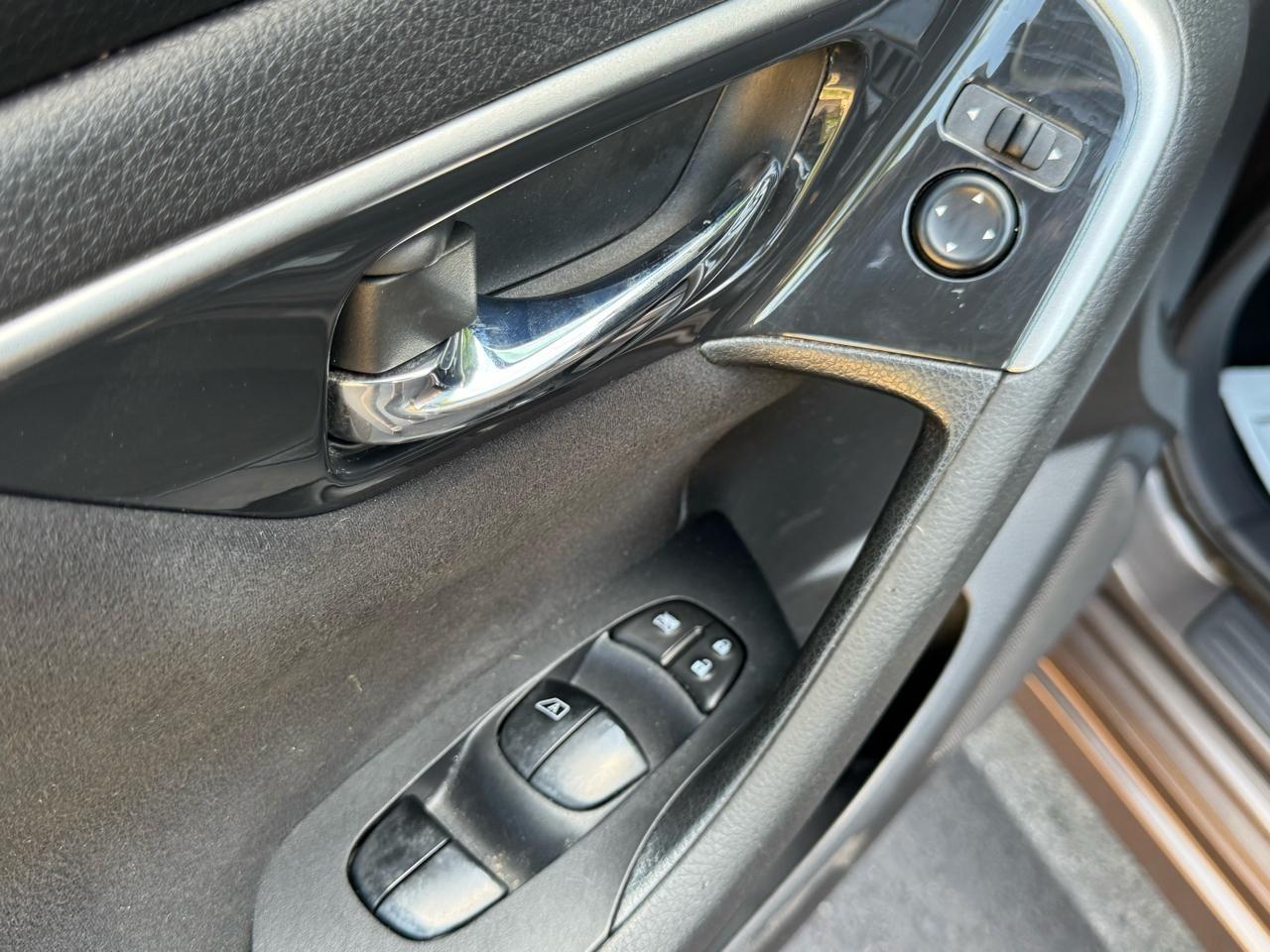 Nissan Altima 2.5 S 2014
