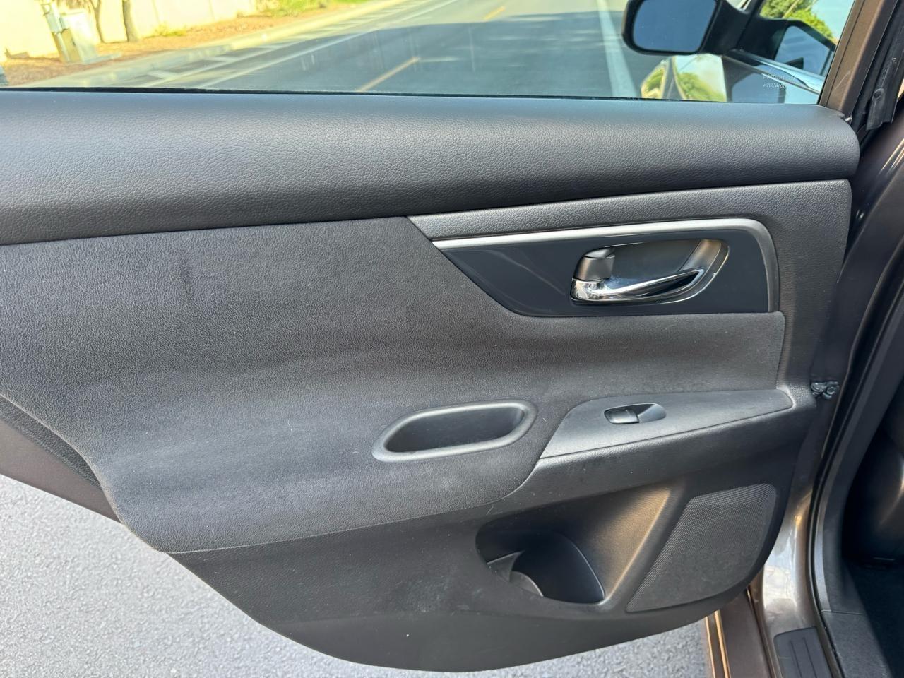Nissan Altima 2.5 S 2014
