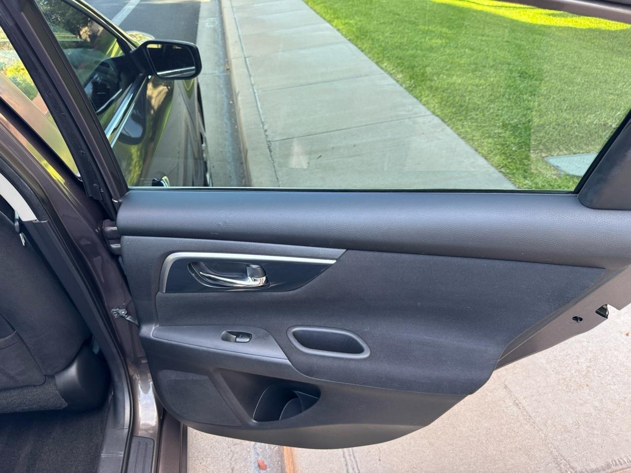 Nissan Altima 2.5 S 2014