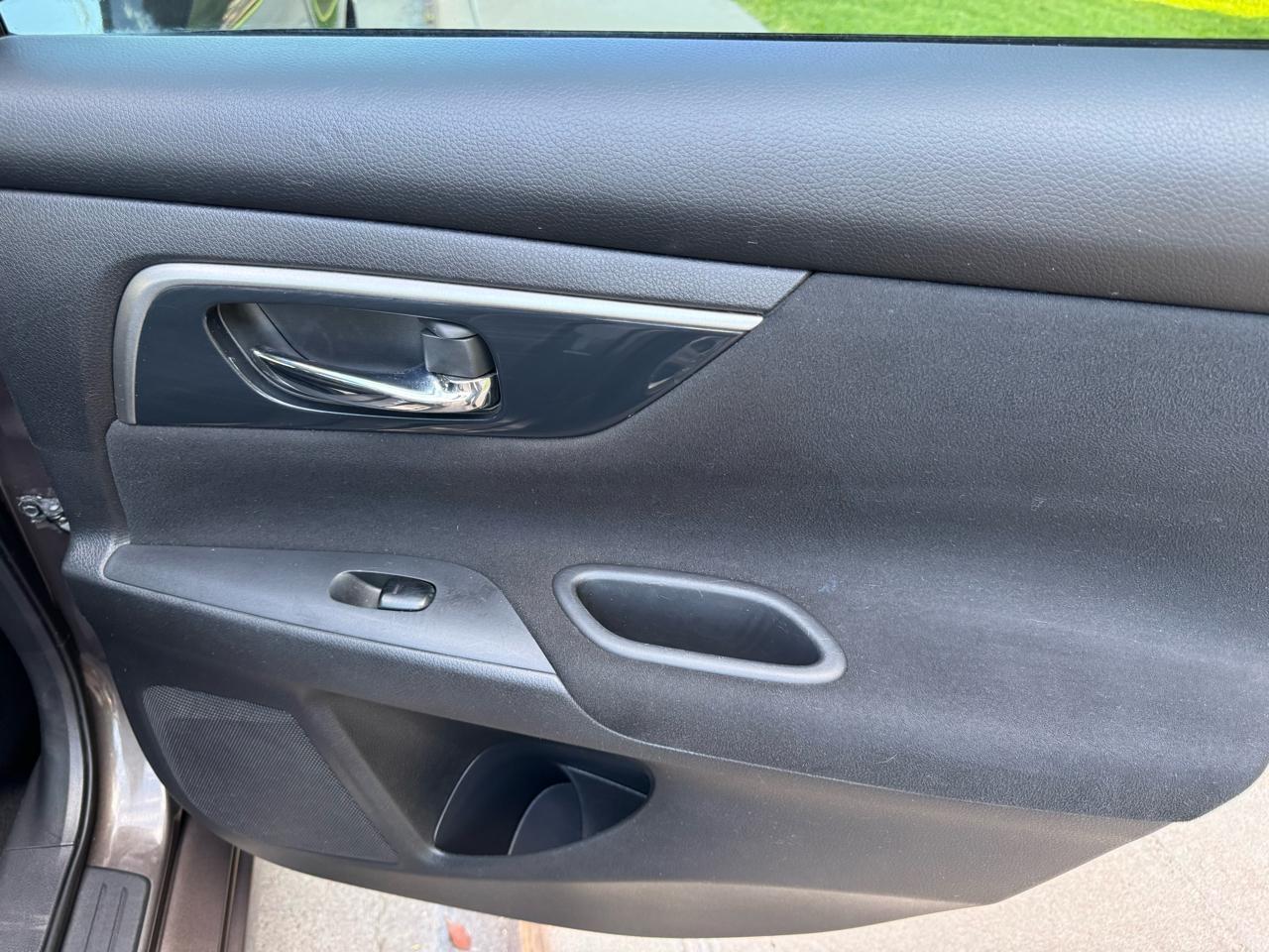 Nissan Altima 2.5 S 2014