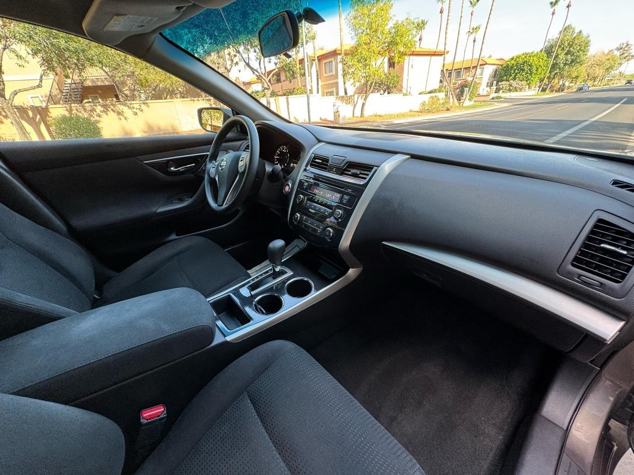 Nissan Altima 2.5 S 2014