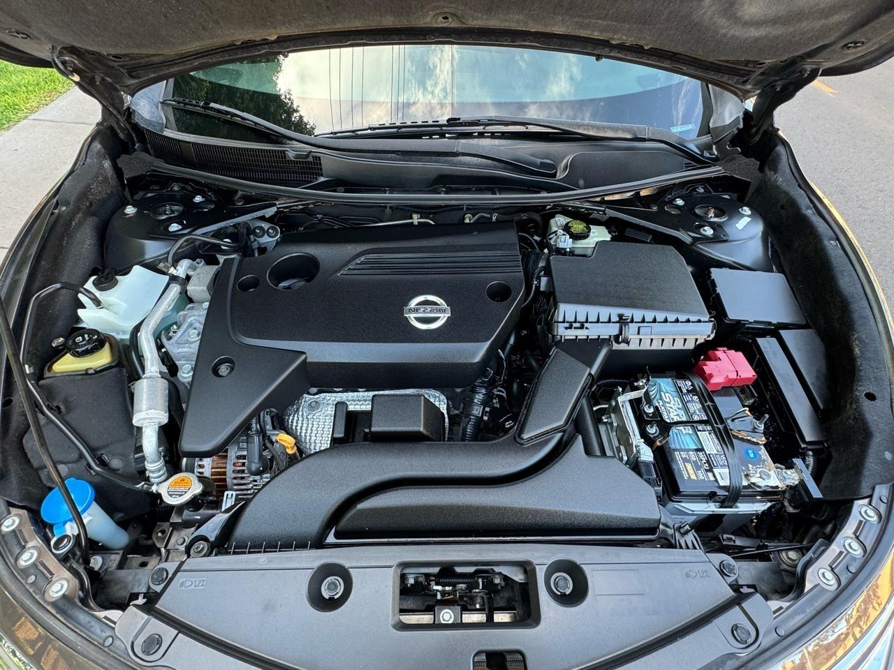 Nissan Altima 2.5 S 2014