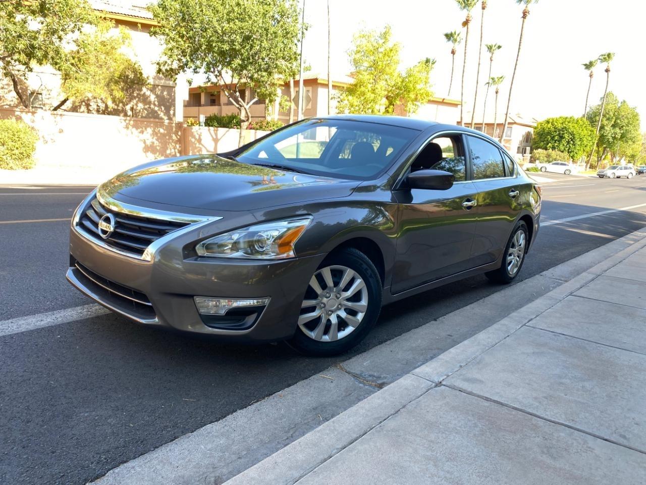 Nissan Altima 2.5 S 2014