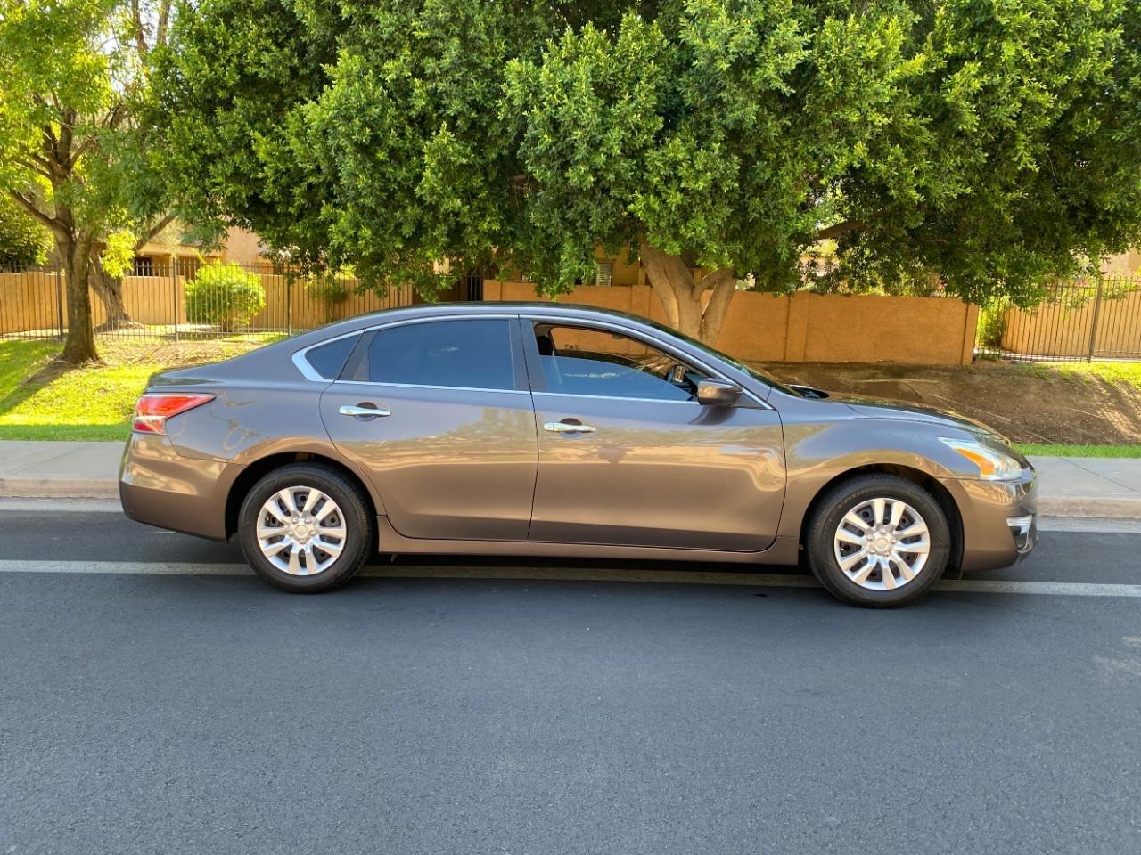 Nissan Altima 2.5 S 2014