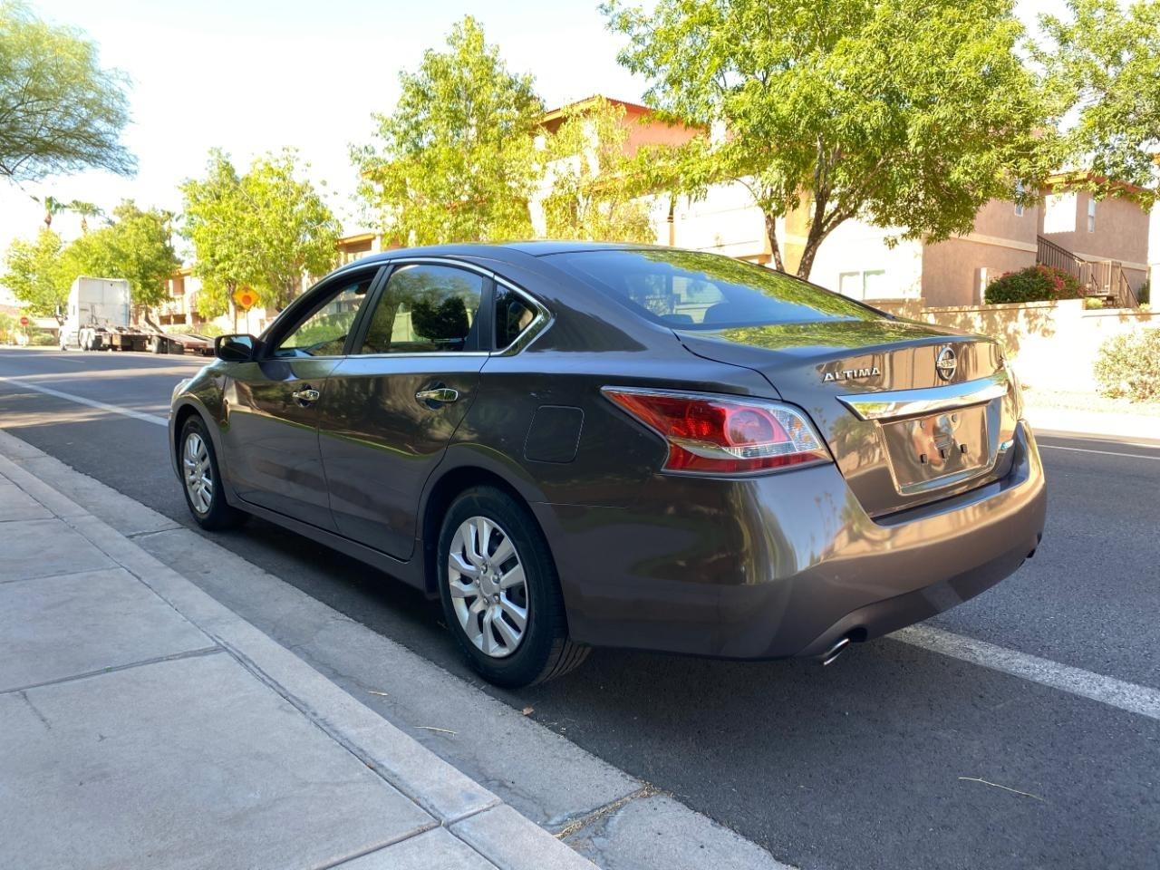 Nissan Altima 2.5 S 2014