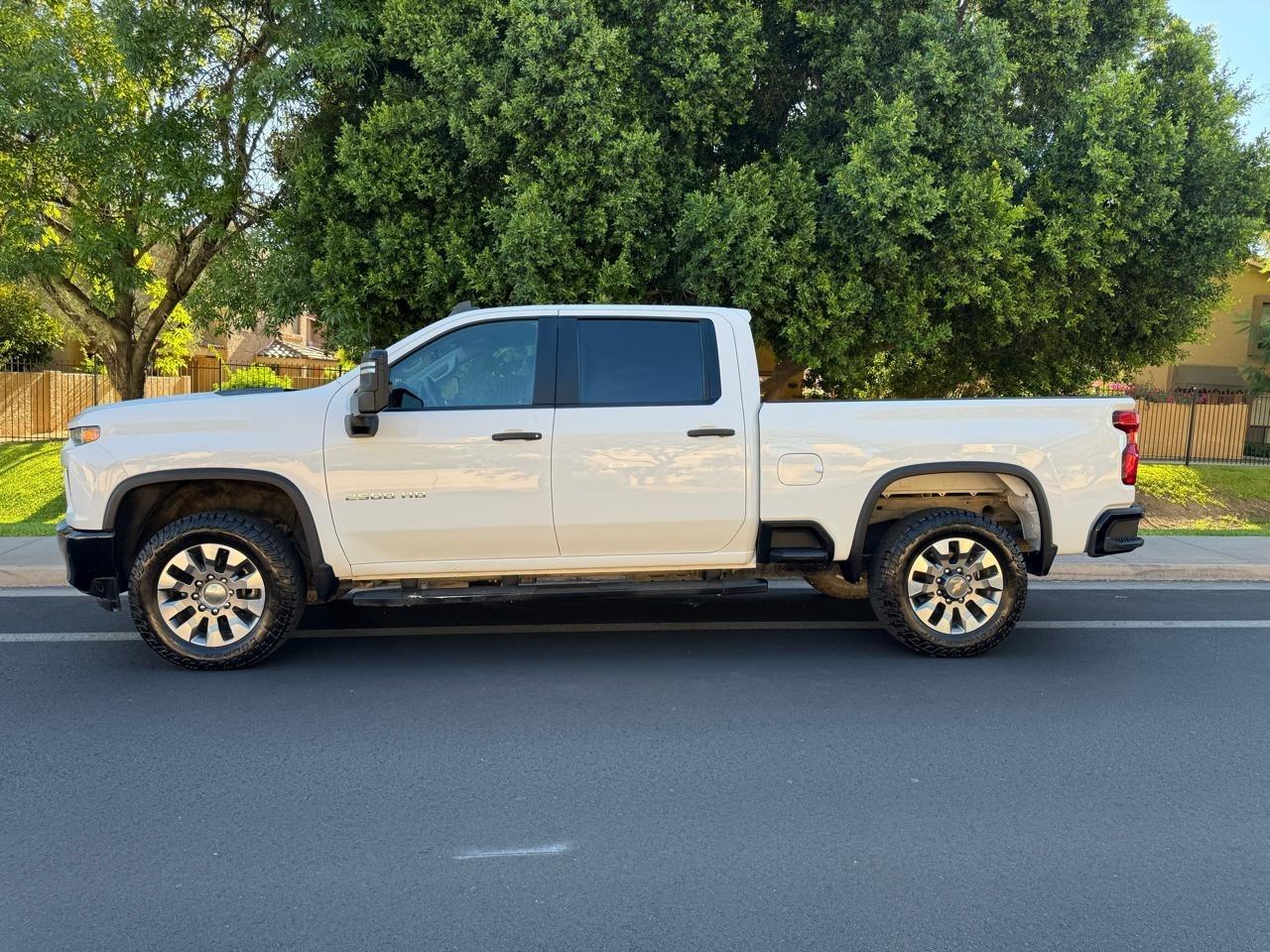 Chevrolet Silverado 2500HD Custom Crew Cab Long Box 4WD 2022