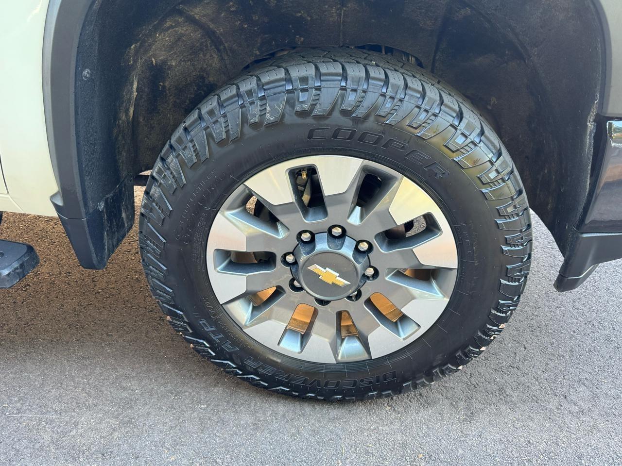Chevrolet Silverado 2500HD Custom Crew Cab Long Box 4WD 2022