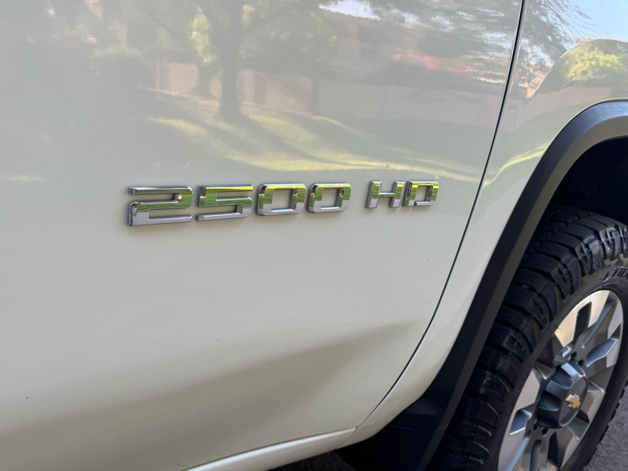 Chevrolet Silverado 2500HD Custom Crew Cab Long Box 4WD 2022