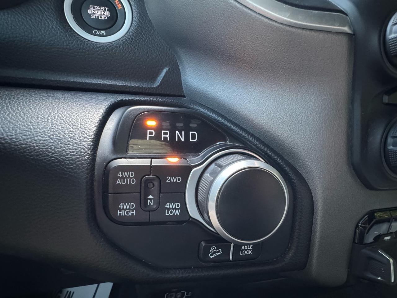 RAM 1500 Big Horn Crew Cab LWB 4WD 2022