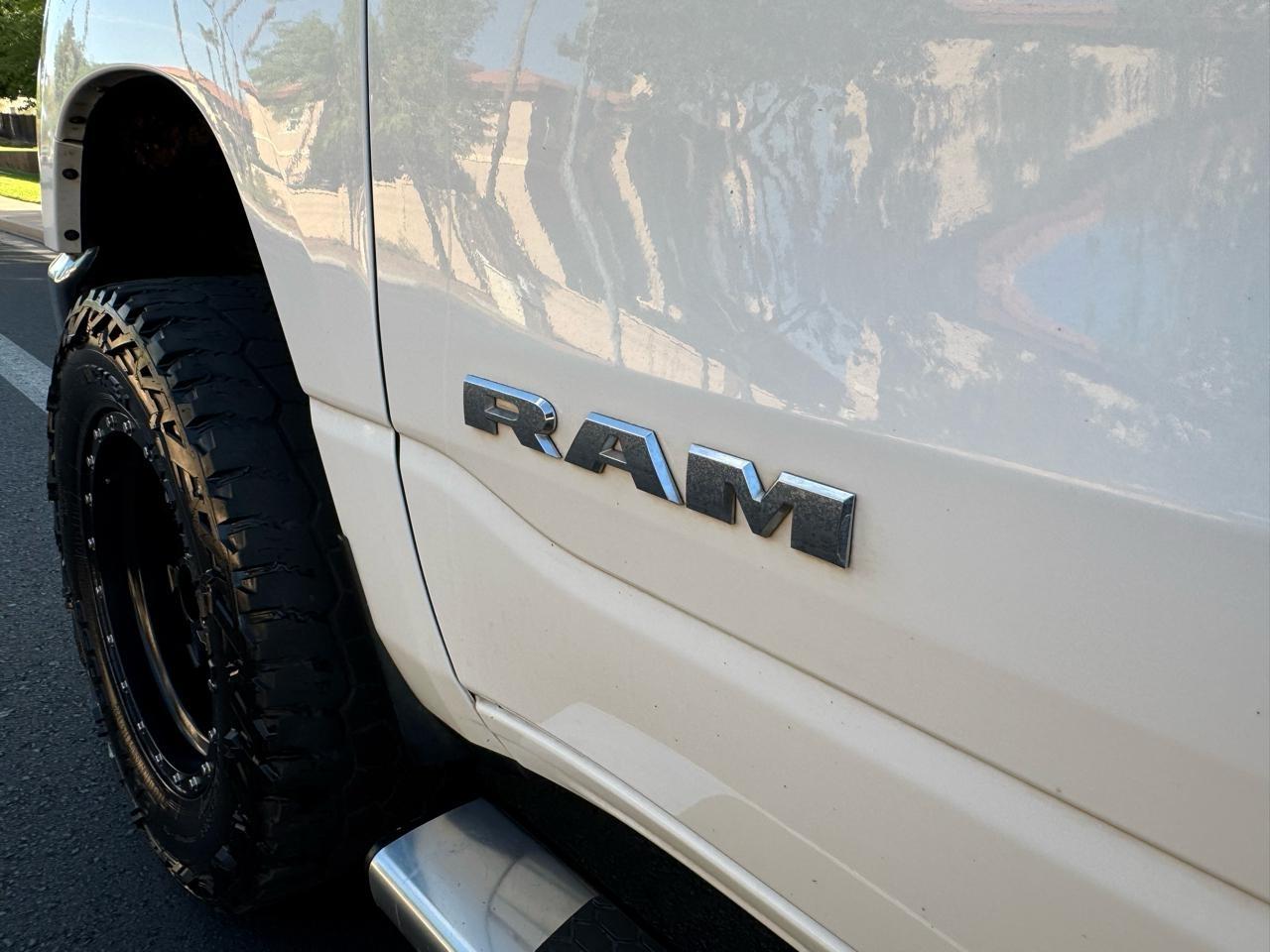 RAM 1500 Big Horn Crew Cab LWB 4WD 2022