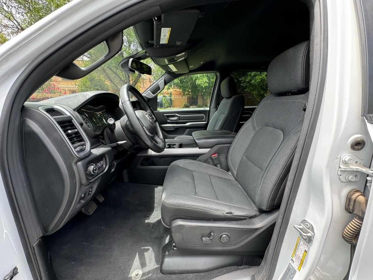 RAM 1500 Big Horn Crew Cab SWB 4WD 2019