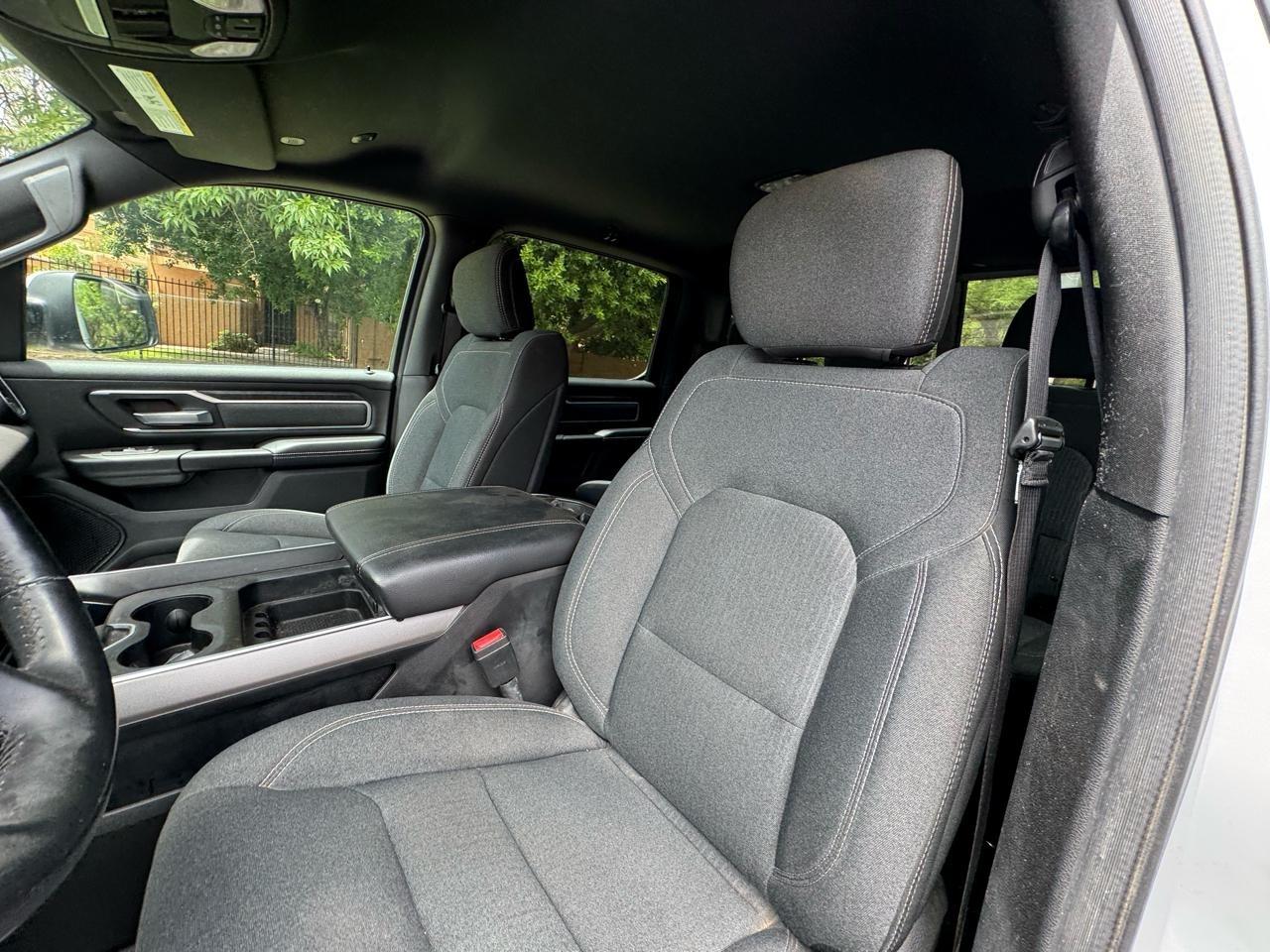 RAM 1500 Big Horn Crew Cab SWB 4WD 2019