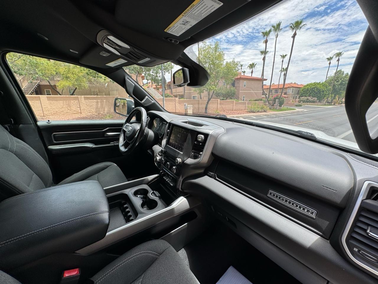 RAM 1500 Big Horn Crew Cab SWB 4WD 2019