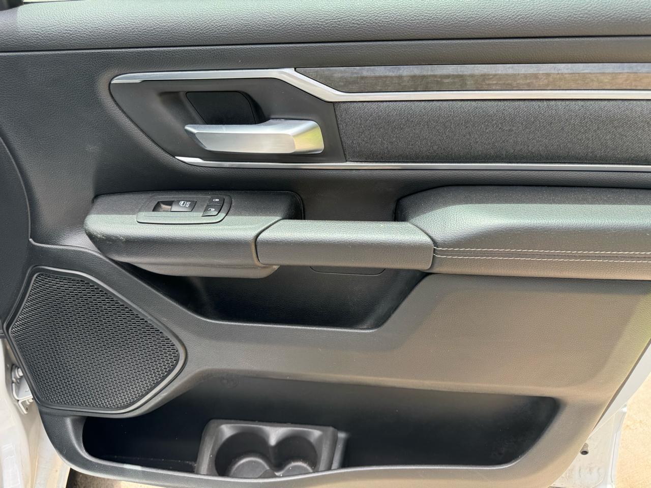 RAM 1500 Big Horn Crew Cab SWB 4WD 2019