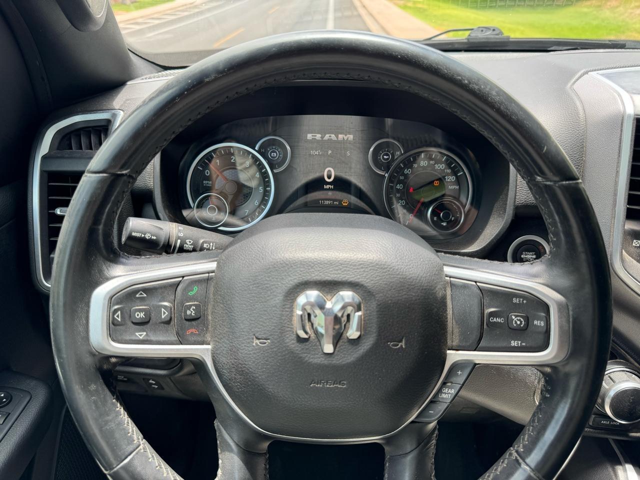 RAM 1500 Big Horn Crew Cab SWB 4WD 2019