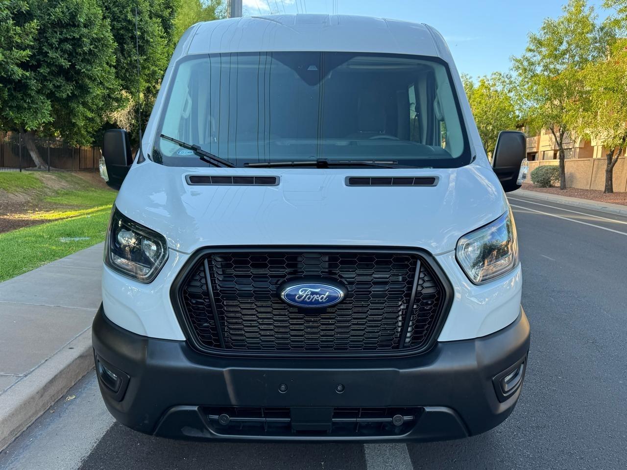 Ford Transit 250 Van Med. Roof 148-in. WB 2023