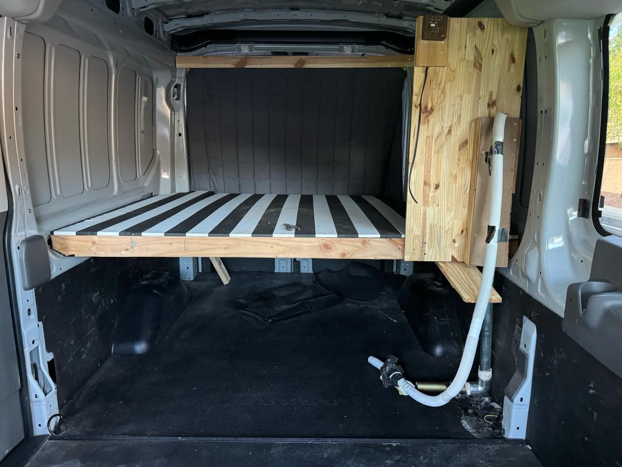 Ford Transit 250 Van Med. Roof 148-in. WB 2023