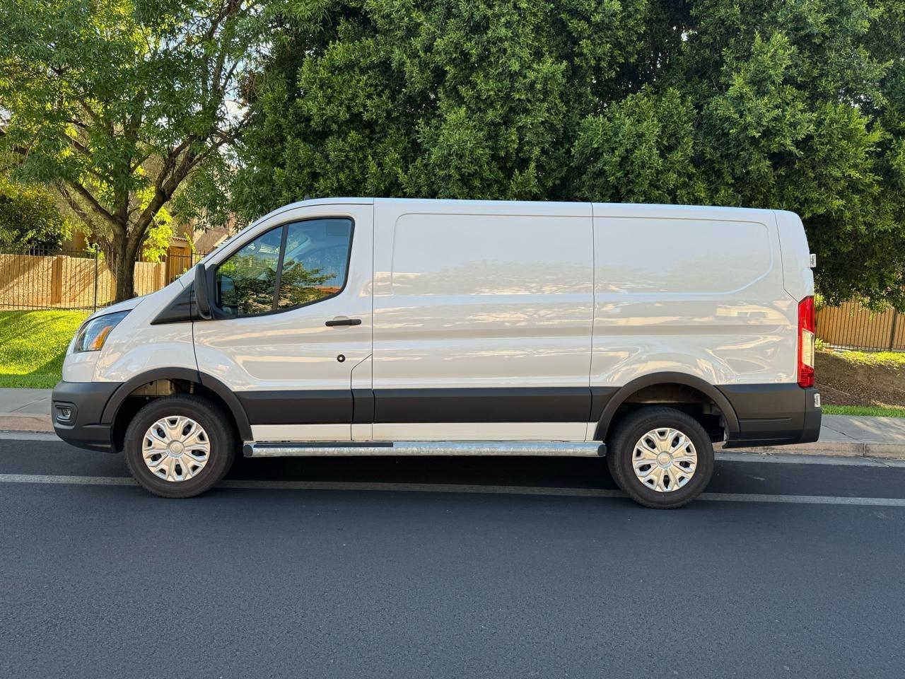 Ford Transit 250 Van 2025