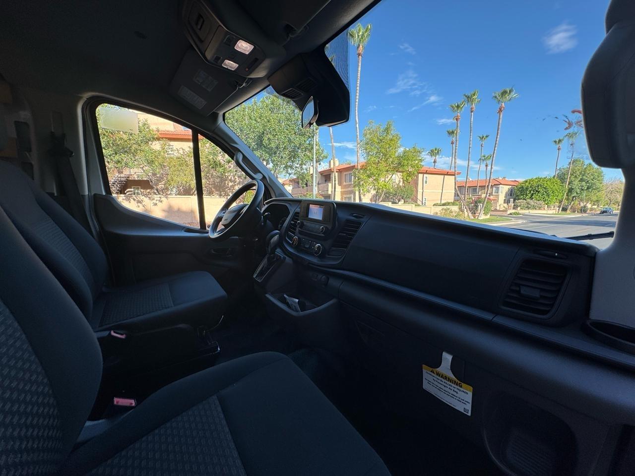 Ford Transit 250 Van 2025