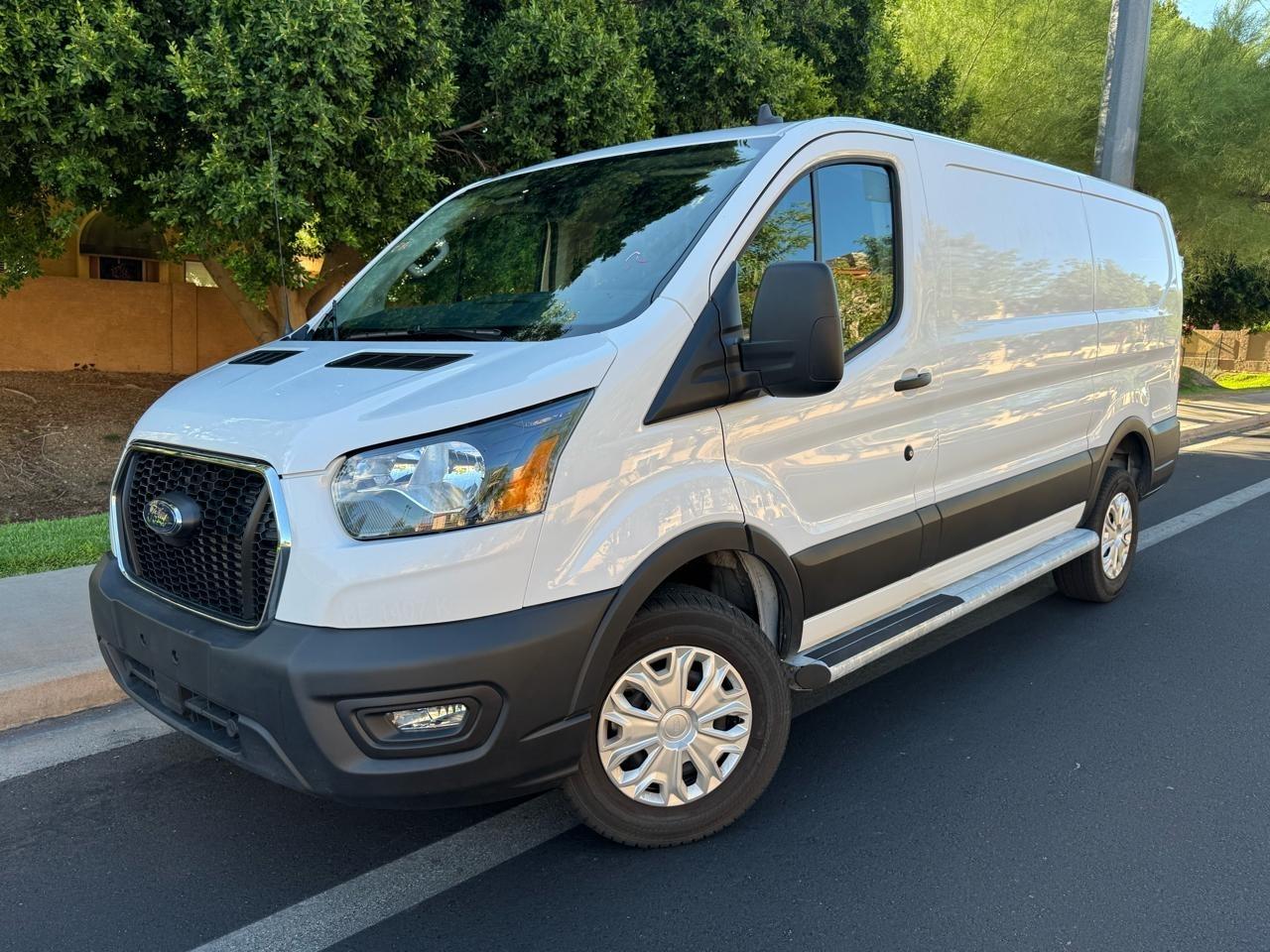 Ford Transit 250 Van 2025