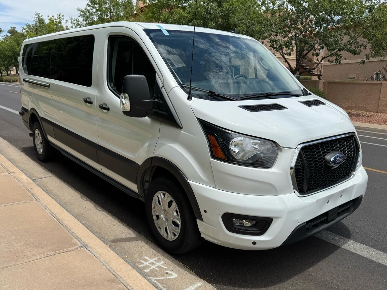 Ford Transit 350 Wagon Low Roof XLT w/Sliding Pass. 148-in. WB 2024