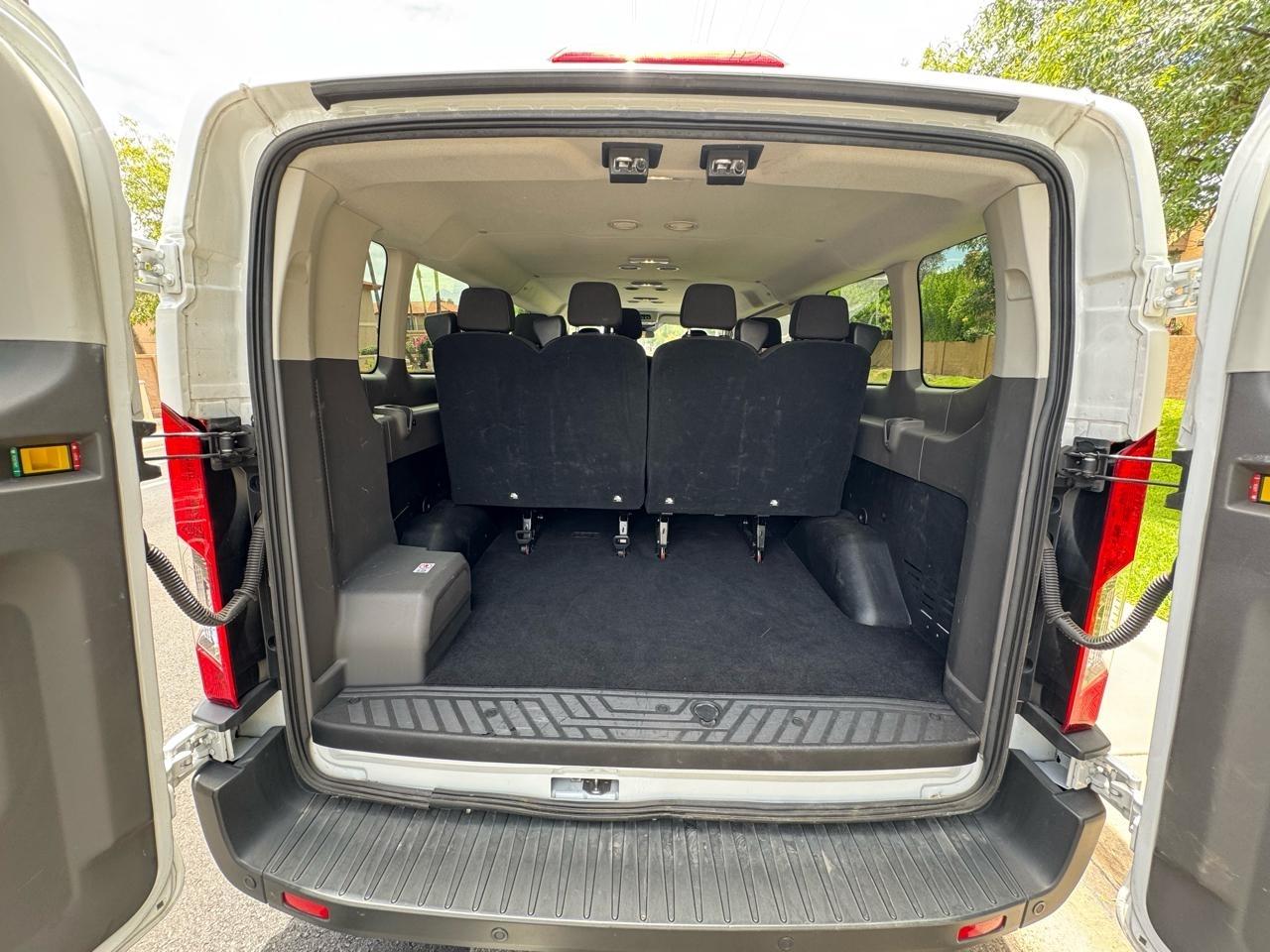 Ford Transit 350 Wagon Low Roof XLT w/Sliding Pass. 148-in. WB 2024
