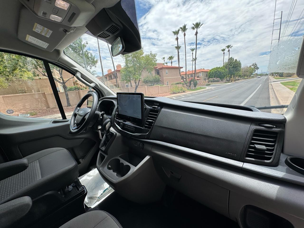 Ford Transit 350 Wagon Low Roof XLT w/Sliding Pass. 148-in. WB 2024