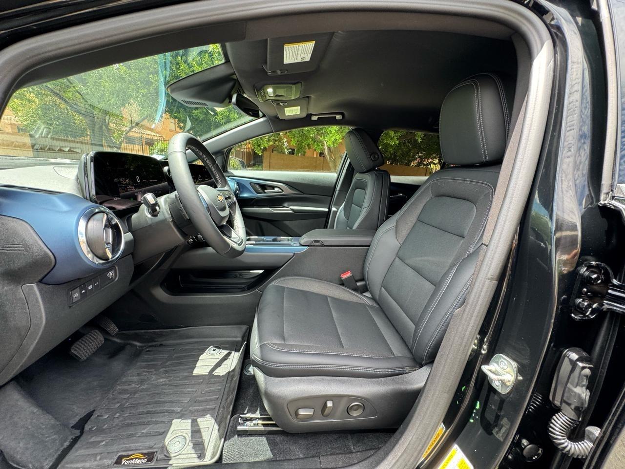 Chevrolet Equinox EV 2RS Launch Edition 2025