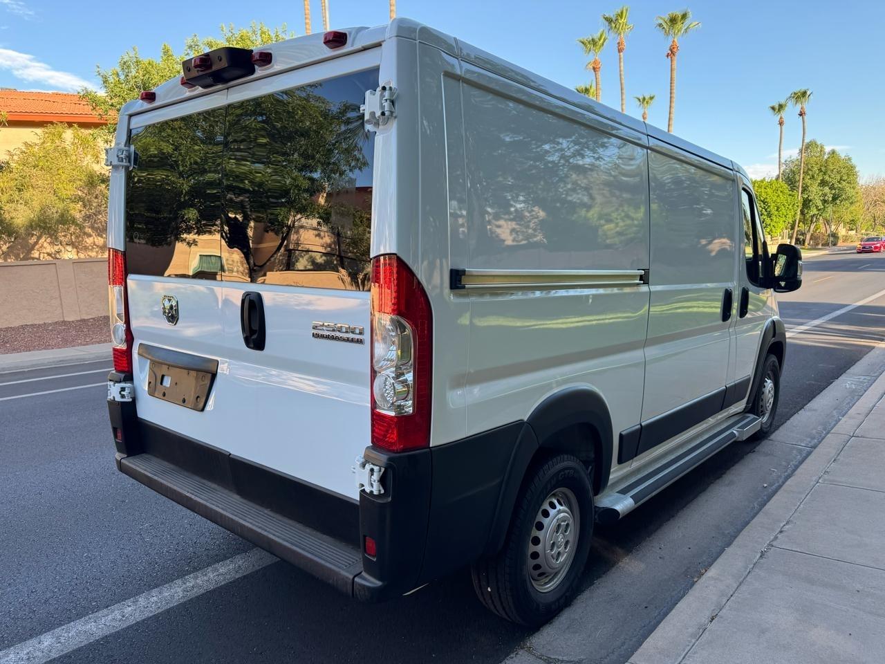RAM Promaster 2500 Low Roof 2025