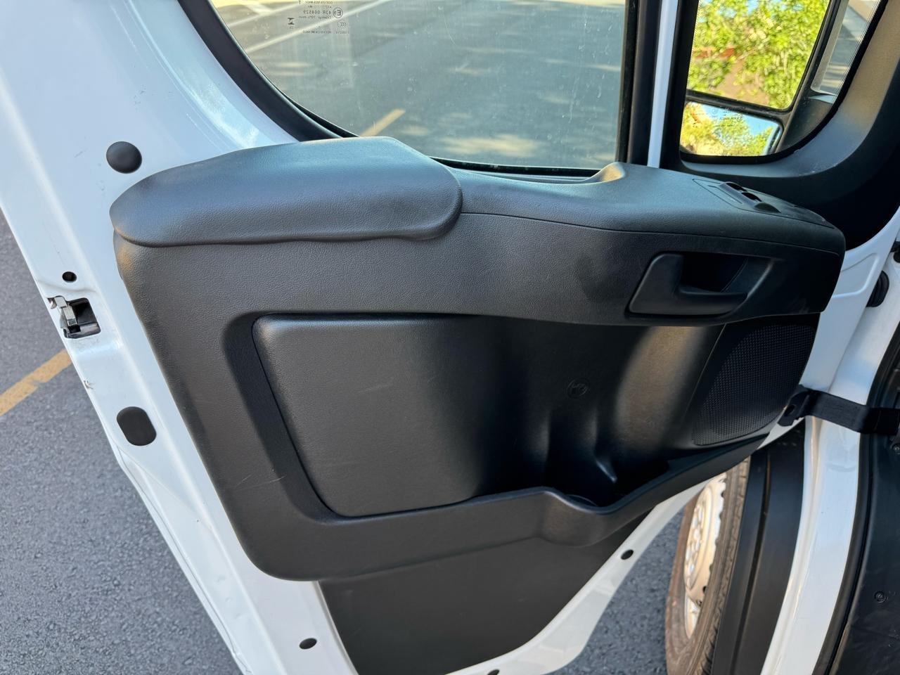 RAM Promaster 2500 Low Roof 2025
