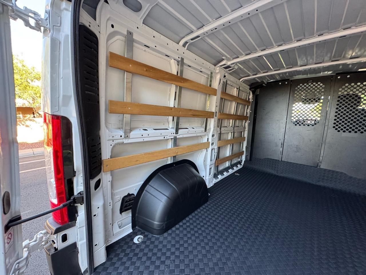 RAM Promaster 2500 Low Roof 2025
