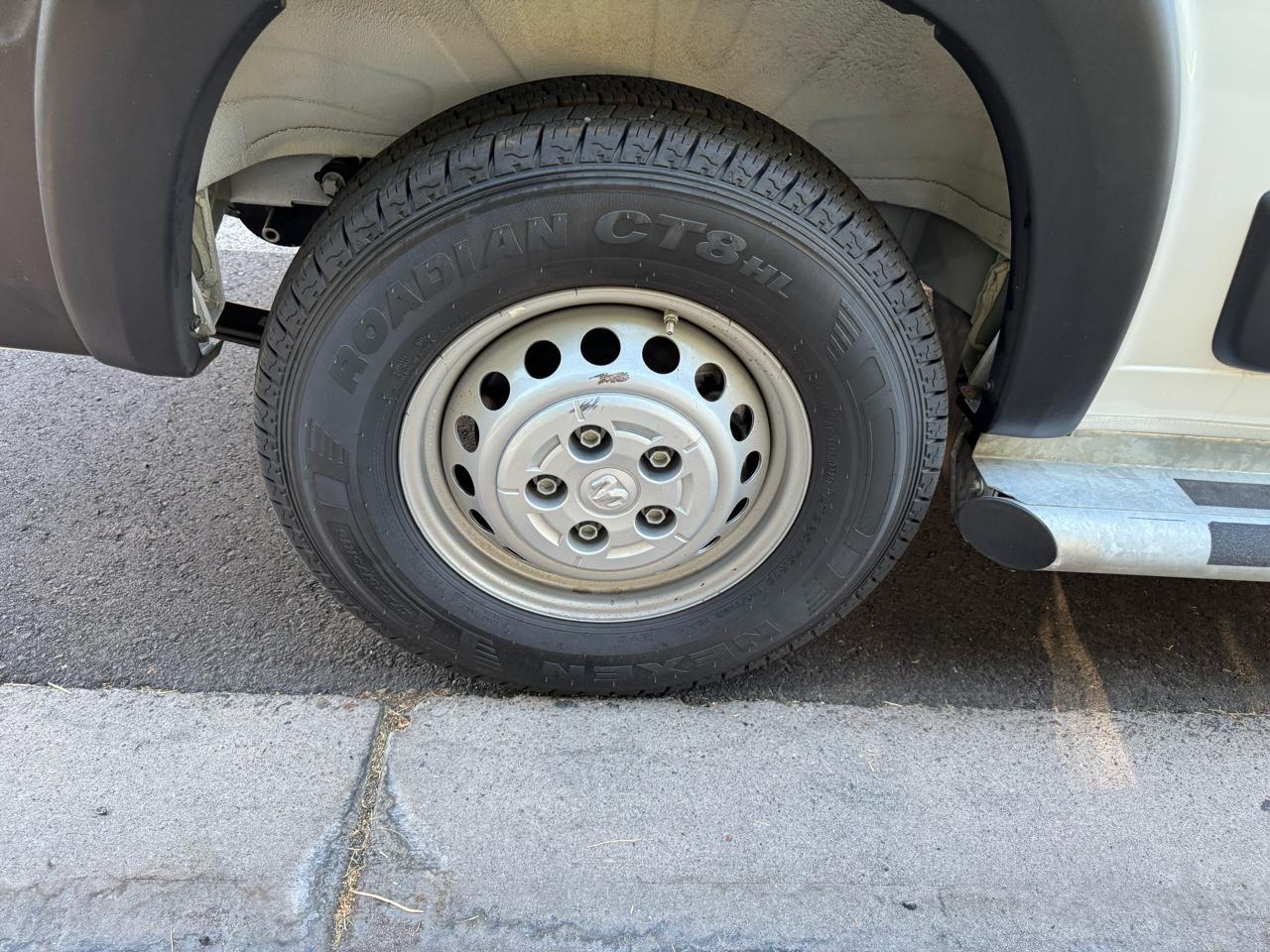 RAM Promaster 2500 Low Roof 2025