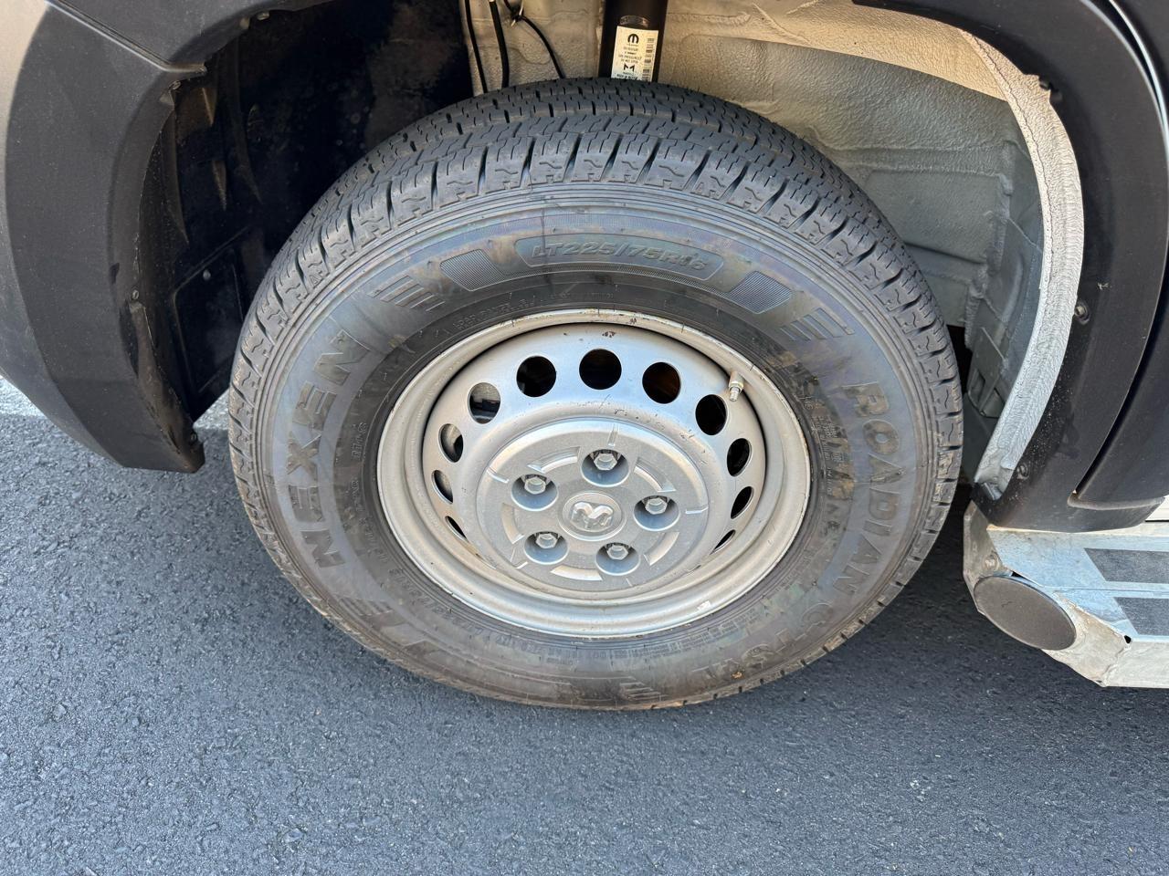 RAM Promaster 2500 Low Roof 2025