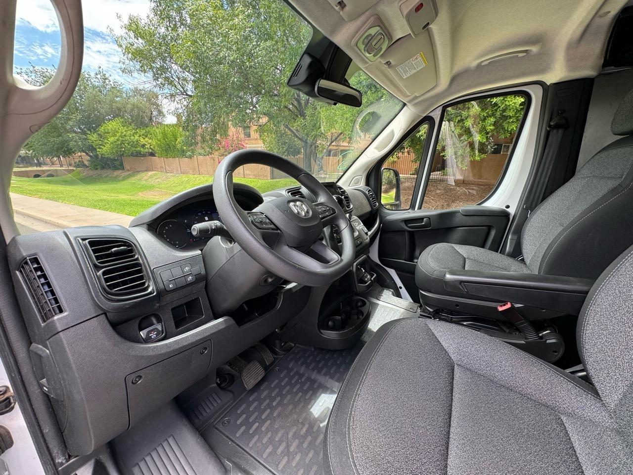 RAM Promaster 2500 Low Roof 2025