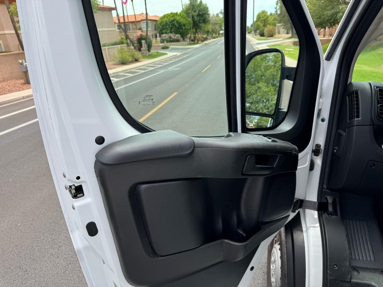 RAM Promaster 2500 Low Roof 2025