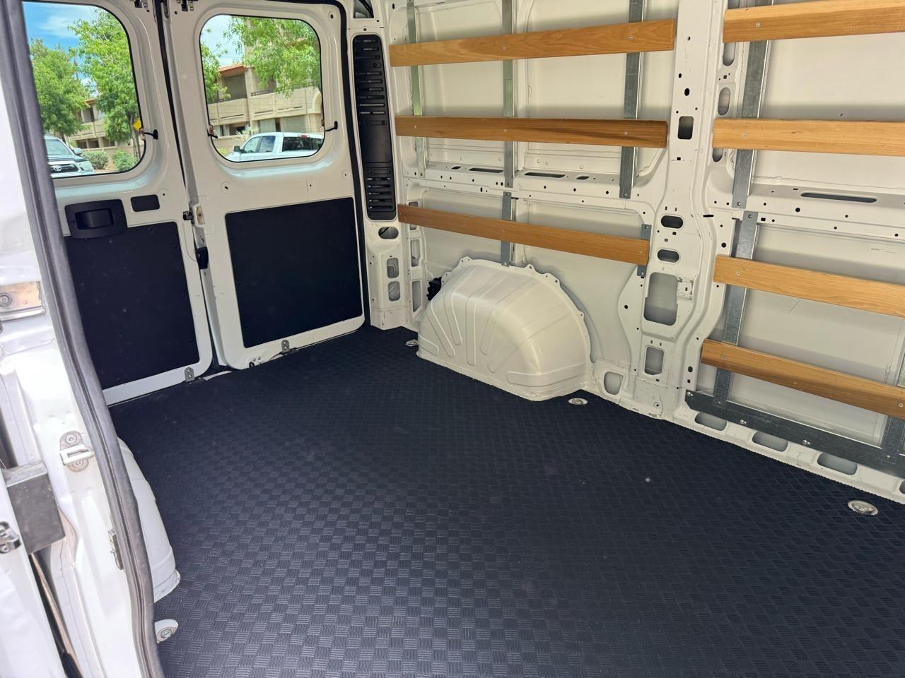 RAM Promaster 2500 Low Roof 2025