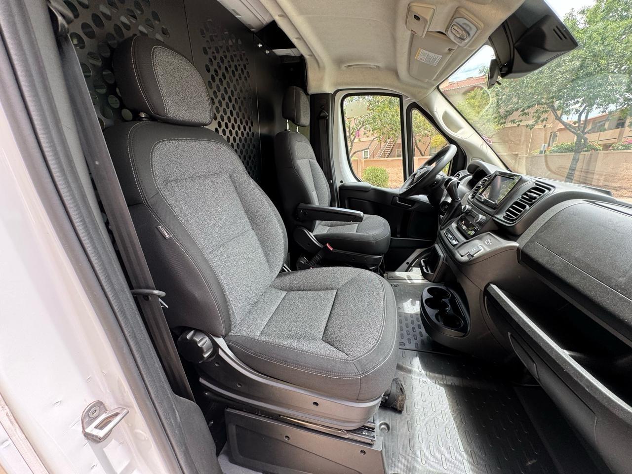 RAM Promaster 2500 Low Roof 2025
