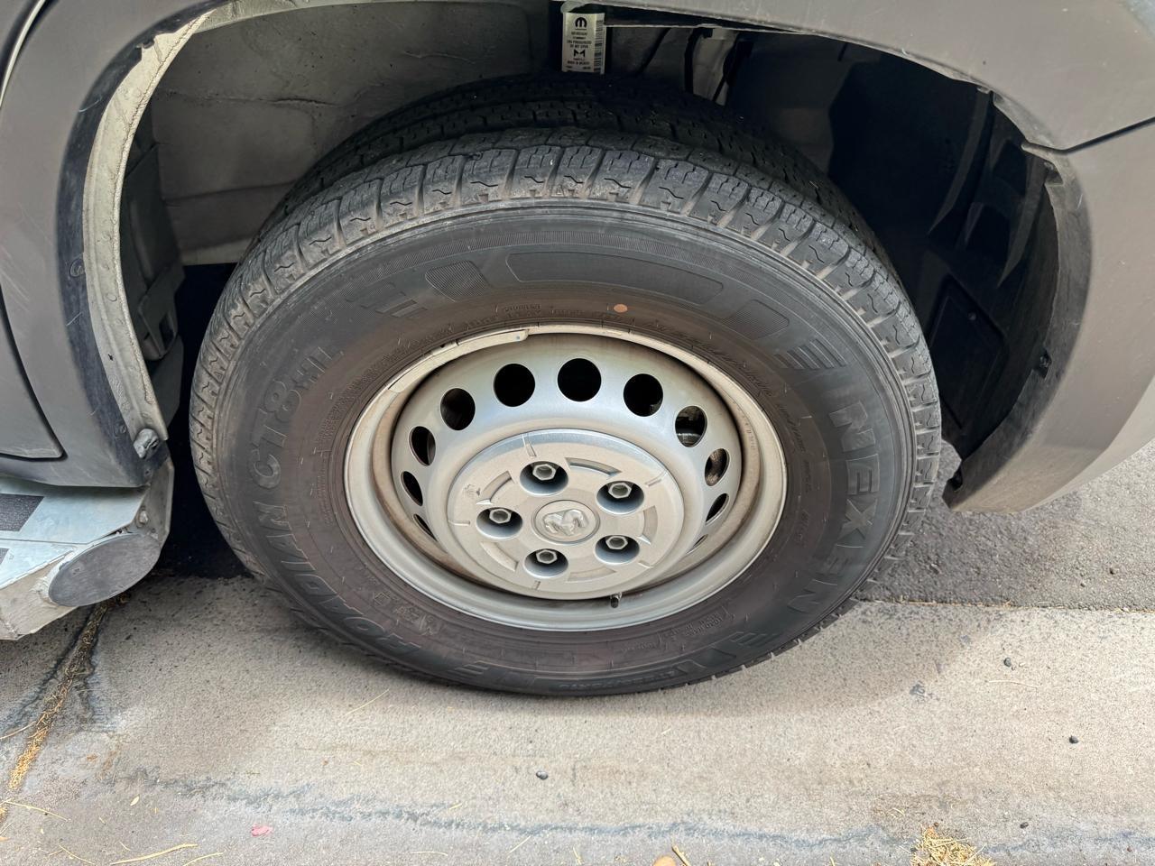 RAM Promaster 2500 Low Roof 2025