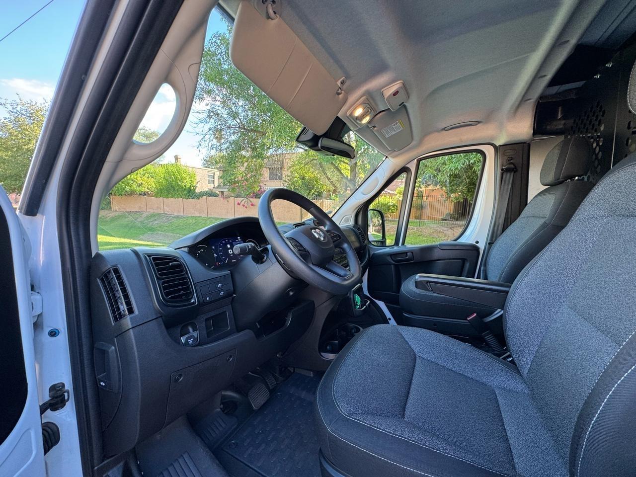 RAM Promaster 2500 Low Roof 2025