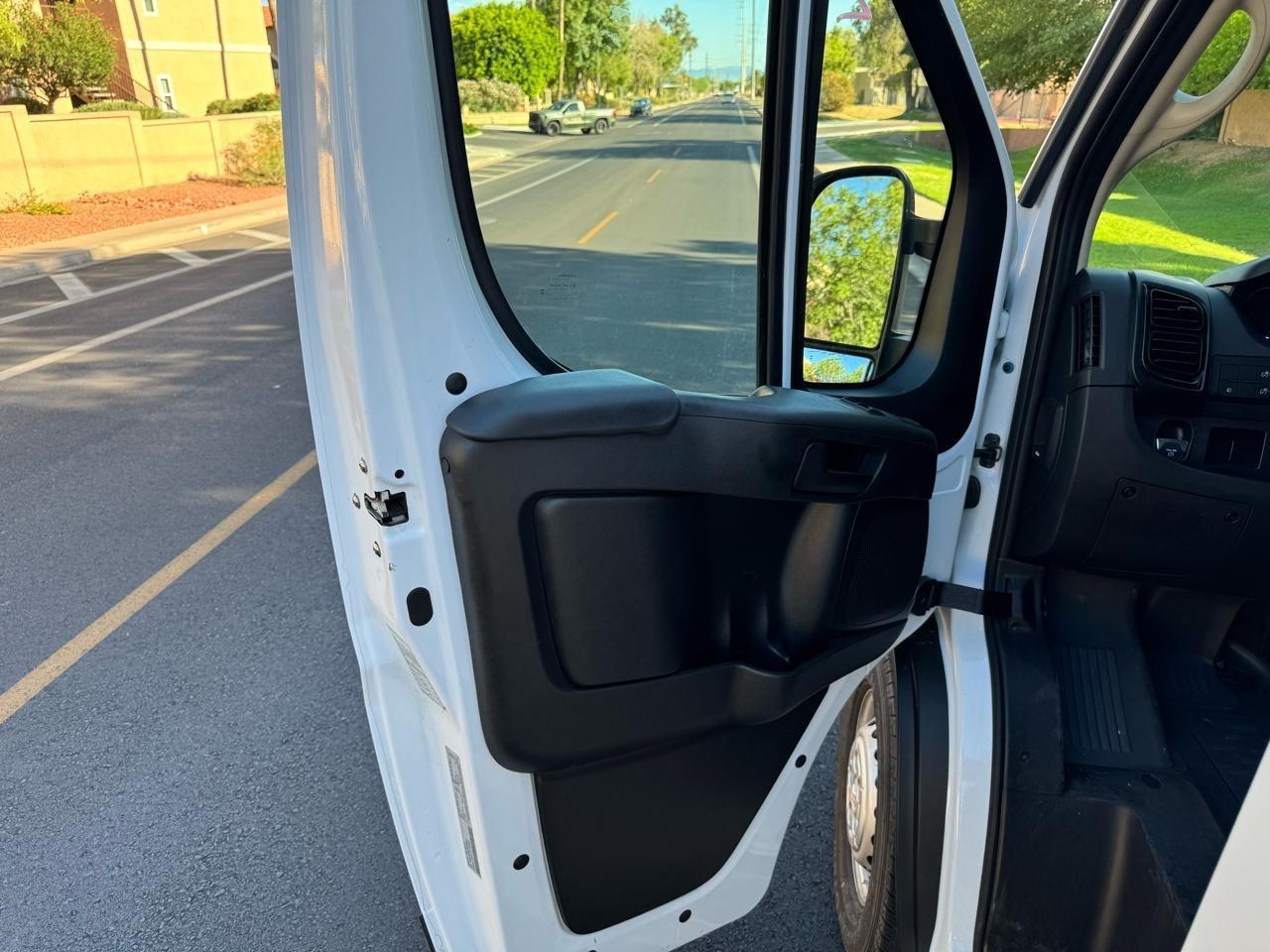RAM Promaster 2500 Low Roof 2025