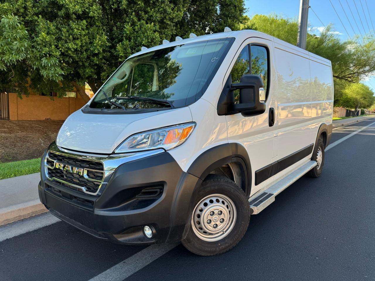 2025 RAM Promaster 2500 Low Roof
